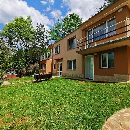 Villa Aqua Pravets Exterior photo