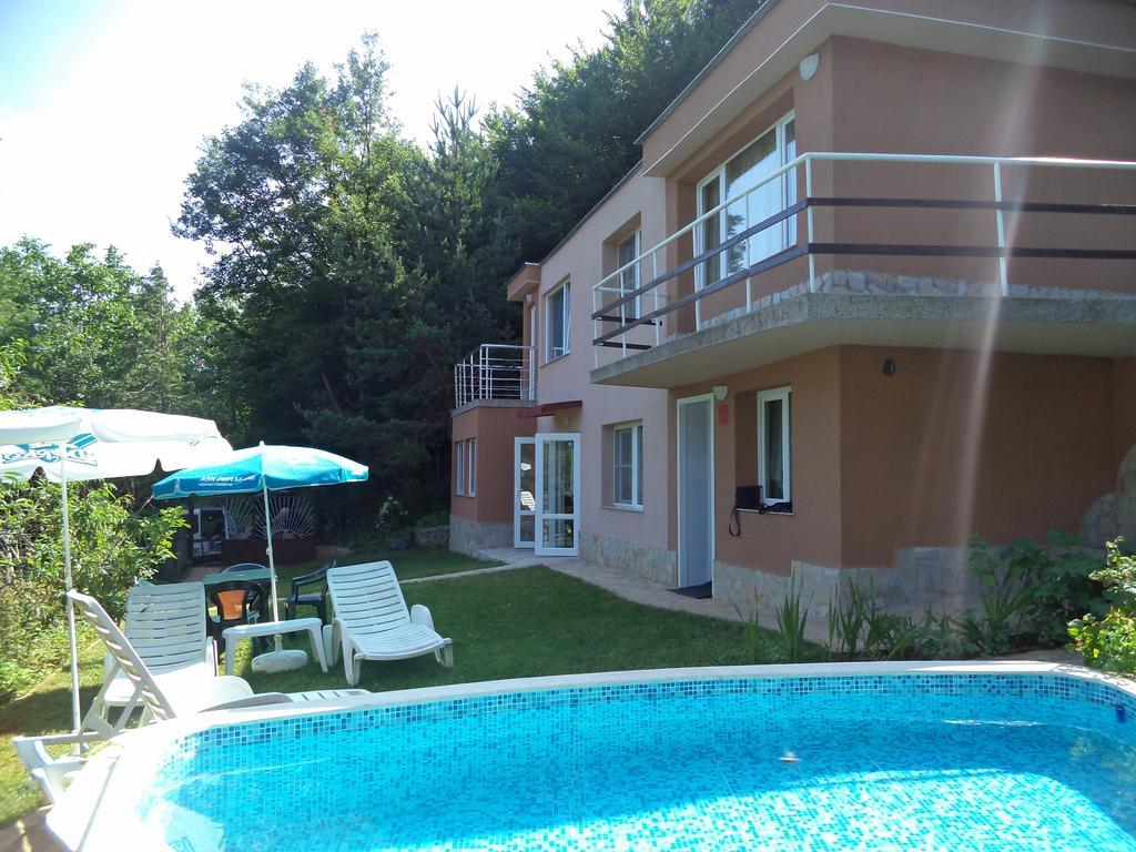 Villa Aqua Pravets Exterior photo