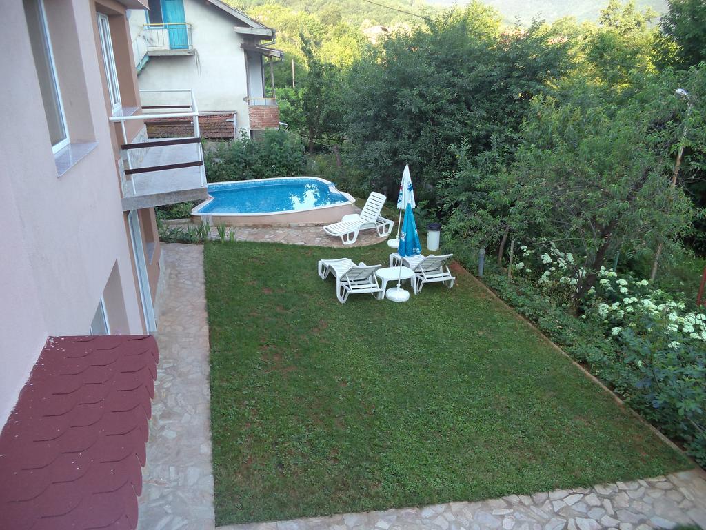 Villa Aqua Pravets Exterior photo